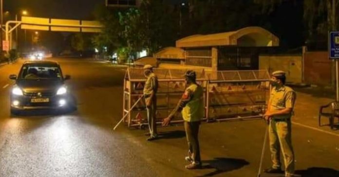 night cerfew started again 2022