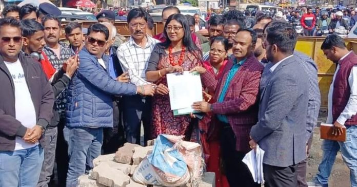 mahua manjhi mahua manjhi