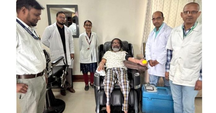 CM Soren donated blood