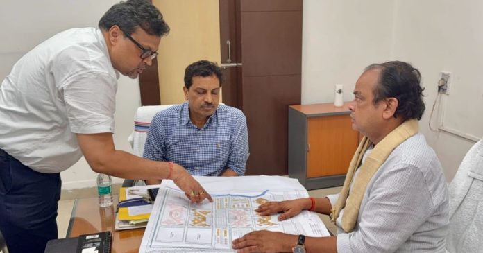 Minister Dr. Ansari Minister Dr. Ansari