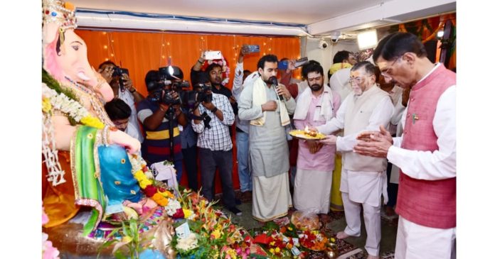 santosh gangwar santosh gangwar