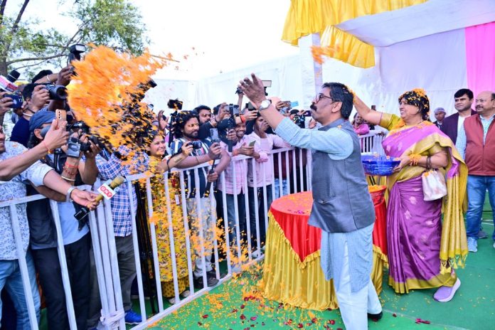 cm hemant soren