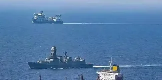 ईरानी विदेश मंत्री का ऐलान ”होर्मुज पूरी तरह से खोल दिया गया है” hormuz