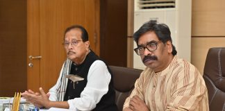 वित्त एवं वाणिज्य-कर विभाग के अधिकारियों के साथ सीएम ने की हाई लेवल बैठक cm hemant soren