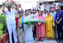 मुंबई में विश्व प्रसिद्ध हाजी अली दरगाह में कल्पना सोरेन ने की सभी के सुख, समृद्धि और मंगलमय जीवन की कामना kalpana soren