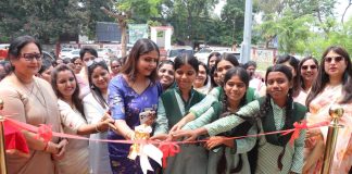 सिमडेगा हेरिटेज भवन में DC ने किया आधुनिक पुस्तकालय का उद्घाटन Simdega dc
