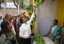 हजारीबाग में बागवानी मेले का उद्घाटन,शामिल हुए डीसी, DDC और मेयर, किसानों को सम्मानित किया hazaribagh dc