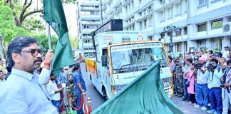 नशामुक्ती जागरूकता के लिए प्रचार-प्रसार वाहनों को सीएम ने हरी झंडी दिखाकर रवाना किया hemant soren