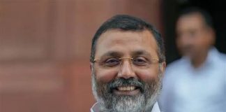 निशिकांत दुबे ने कांग्रेस पर साधा निशाना ”हमारी निर्भरता डॉलर पर क्यों आई?” nishikant dubey