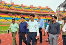 डूरंड फुटबॉल टूर्नामेंट: नगर आयुक्त ने मोराबादी के बिरसा मुंडा फुटबॉल स्टेडियम का किया निरीक्षण Durand Cup