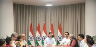 केंद्रीय शिक्षा मंत्री प्रह्लाद जोशी ने संभाला मंत्रालय का कार्यभार, पहले दिन की उच्चस्तरीय बैठक Pralhad Joshi