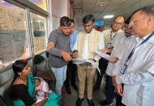 रांची:सदर अस्पताल का औचक निरीक्षण,मरीजों और उनके परिजनों से डीसी ने व्यक्तिगत मुलाकात की Ranchi DC