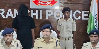 रांची:अशोक नगर में बिल्डरों के घर चोरी मामले में सोना व्यवसाई गिरफ्तार ranchi police