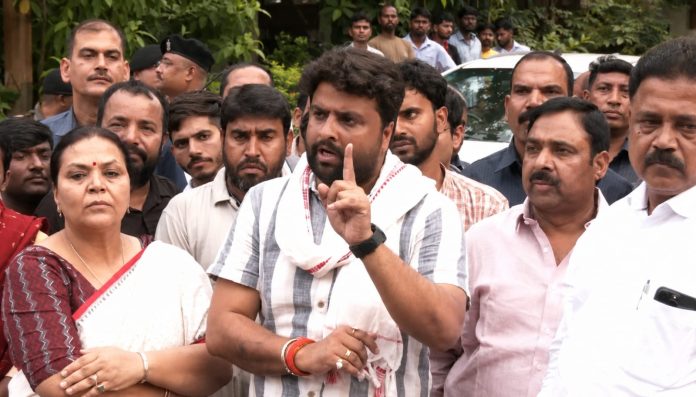 Assembly gherao Assembly gherao