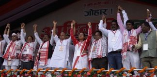 मोरहाबादी मैदान में आदिवासी एकता महाजुटान, शिल्पी नेहा तिर्की ने कहा—‘झारखंड के हक पर डाका नहीं चलेगा’ Shilpi Neha Tirkey