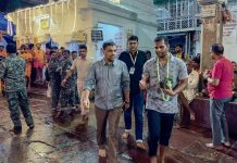 राजकीय श्रावणी मेला: अहले सुबह निरीक्षण करने बाबा मंदिर पहुंचे देवघर डीसी Shravani Mela