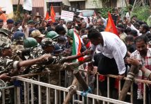 रांची में CM आवास घेरने निकले ABVP कार्यकर्ता,पुलिस ने रास्ते में रोक दिया ranchi police