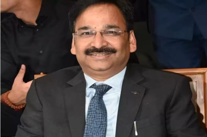 IAS Vinay Kumar Choubey IAS Vinay Kumar Choubey