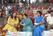 रांची:संत जेवियर कॉलेज के काउंसिल ऑफ कैथोलिक वीमेन ऑफ इंडिया के 26वें राष्ट्रीय सम्मेलन के समापन समारोह में शामिल हुईं मंत्री शिल्पी नेहा तिर्की Shilpi Neha Tirkey