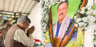 आदित्य साहू ने मंत्री सुदिव्य सोनू के आवास पहुंचकर दी श्रद्धांजलि, परिजनों से मिलकर जताई संवेदना aditya sahu