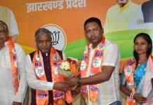 खगेन महतो समेत कई दिग्गज नेताओं ने थामा बीजेपी का हाथ babulal marandi