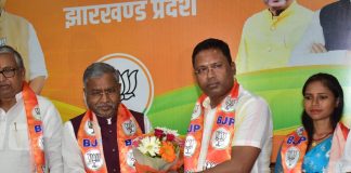 खगेन महतो समेत कई दिग्गज नेताओं ने थामा बीजेपी का हाथ babulal marandi