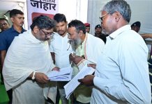 नेमरा में जनता की समस्याओं को सुना,निवारण हेतु सीएम ने अधिकारियों को निर्देश दिया hemant soren
