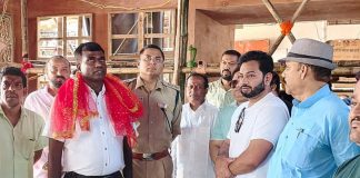 दुर्गापूजा के दौरान श्रद्धालुओं की सुरक्षा में जिला प्रशासन पूरी तरह मुस्तैद,डीसी एसपी ने शहर के विभिन्न पूजा पंडालों का निरीक्षण किया ranchi dc manjunath bhajantri